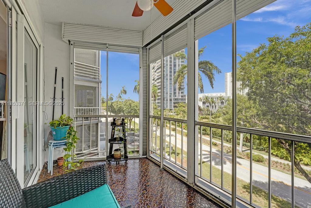200 Diplomat Parkway 423, Hallandale Beach, FL 33009 photo 24