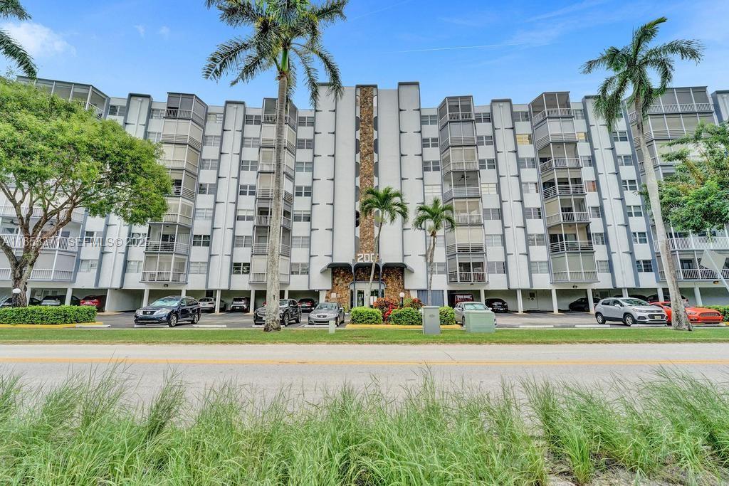 200 Diplomat Parkway 423 — photo 6
