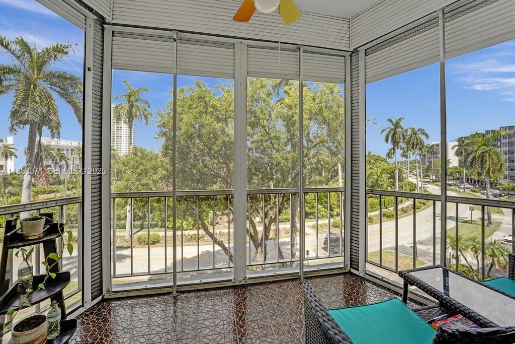200 Diplomat Parkway 423 — photo 9
