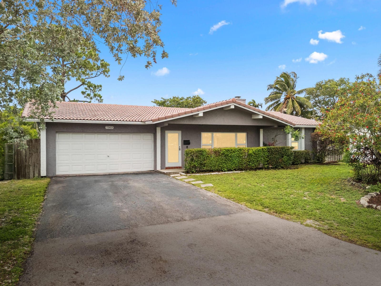 7503 NW 42 Street, Coral Springs, FL 33065 photo 2