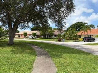 9332 Laurel Green Drive — photo 2