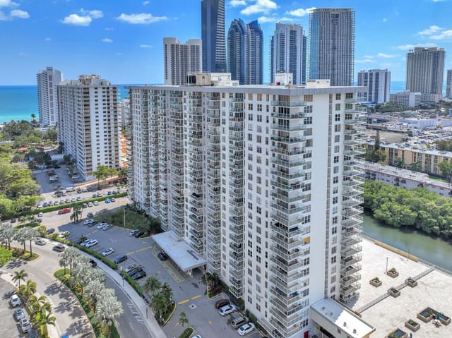 230 174th Street 1103, sold in Winston Towers 300, Sunny Isles Beach, FL