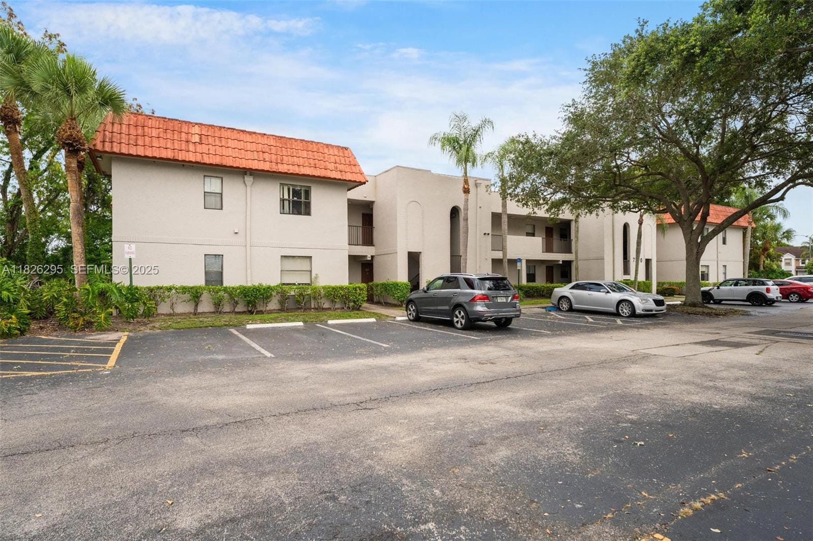 7260 Woodmont Terrace, 103, Tamarac, FL 33321 photo 3