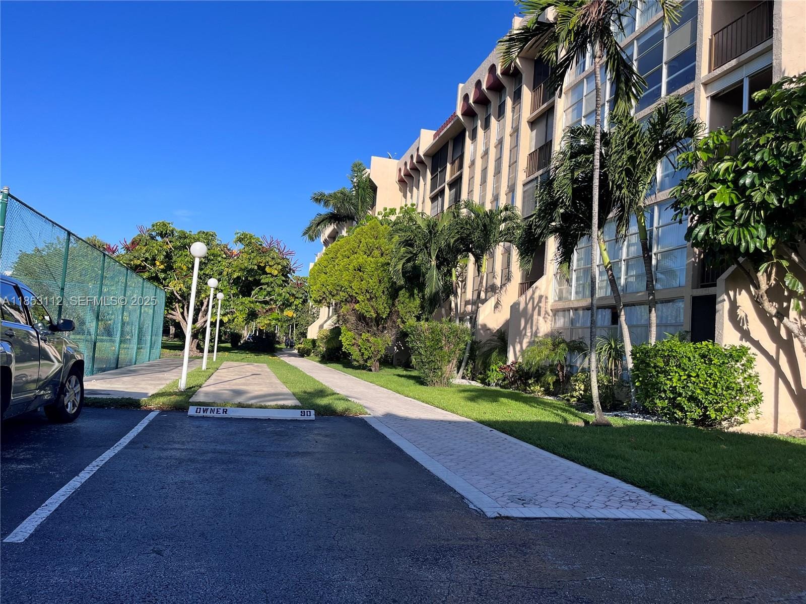 2101 Atlantic Shores Boulevard 309, Hallandale Beach, FL 33009 photo 30