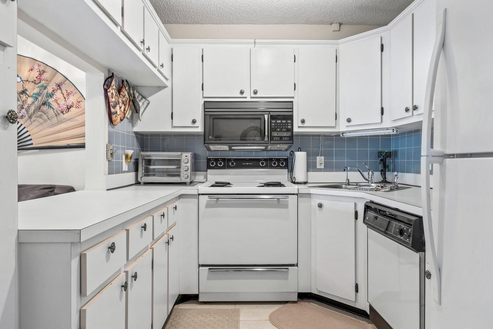 2732 SW Matheson Avenue 112-b2 — photo 10