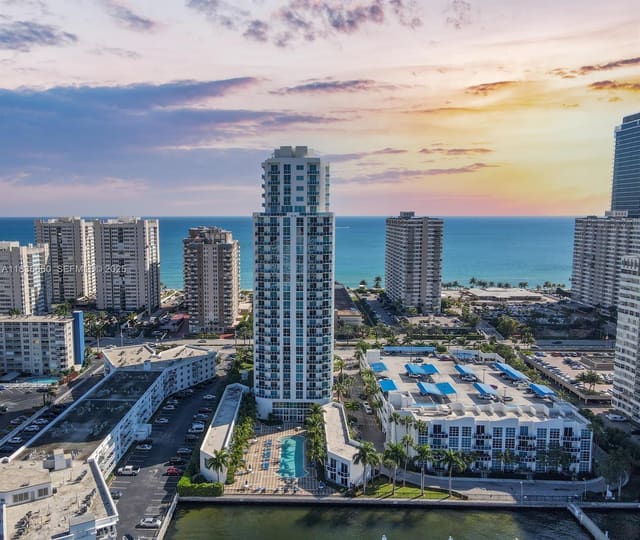 1945 S Ocean Drive 2812, Hallandale Beach, FL 33009