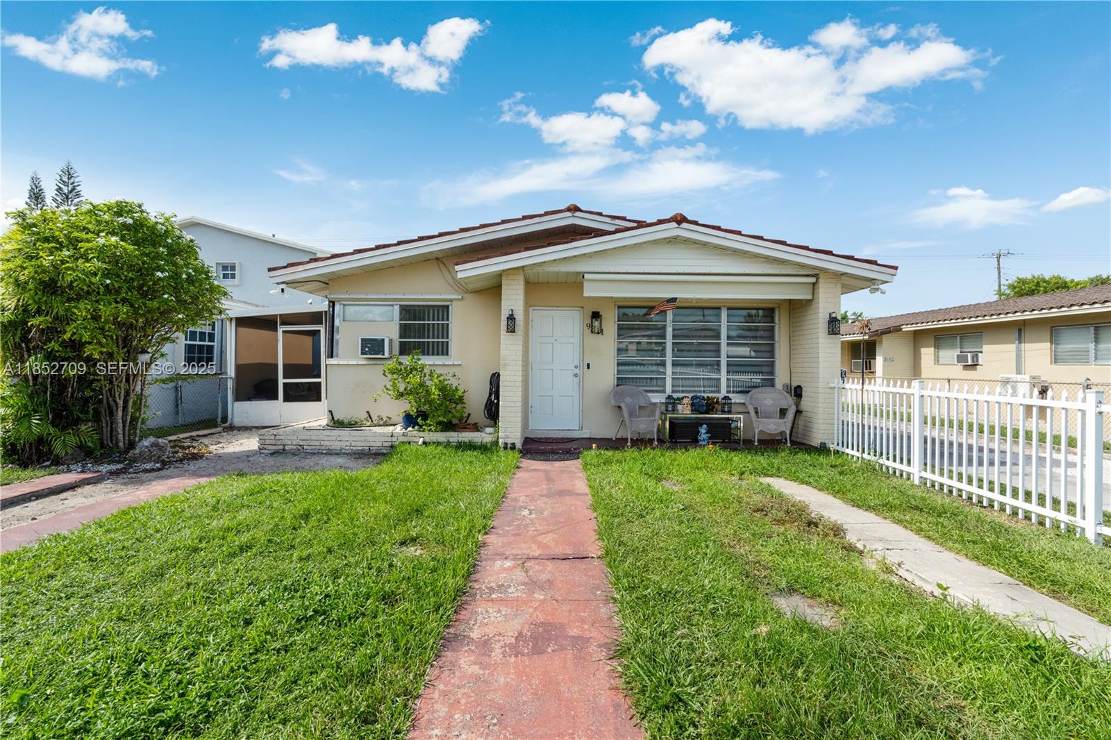 9311 SW 37th Street, Miami, FL 33165, Miami
