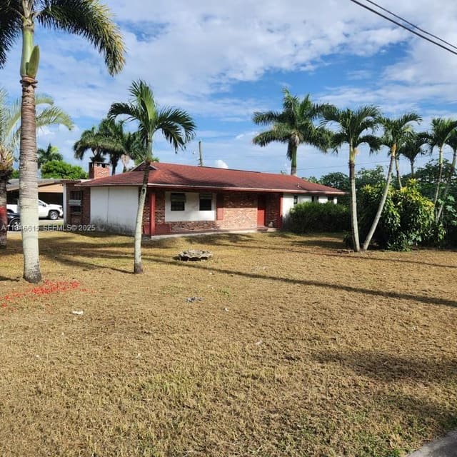 3250 Bacom Point Road, Pahokee, FL 33476