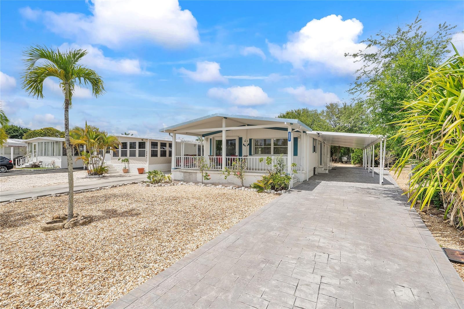 5531 Lagoon Drive, Fort Lauderdale, FL 33312