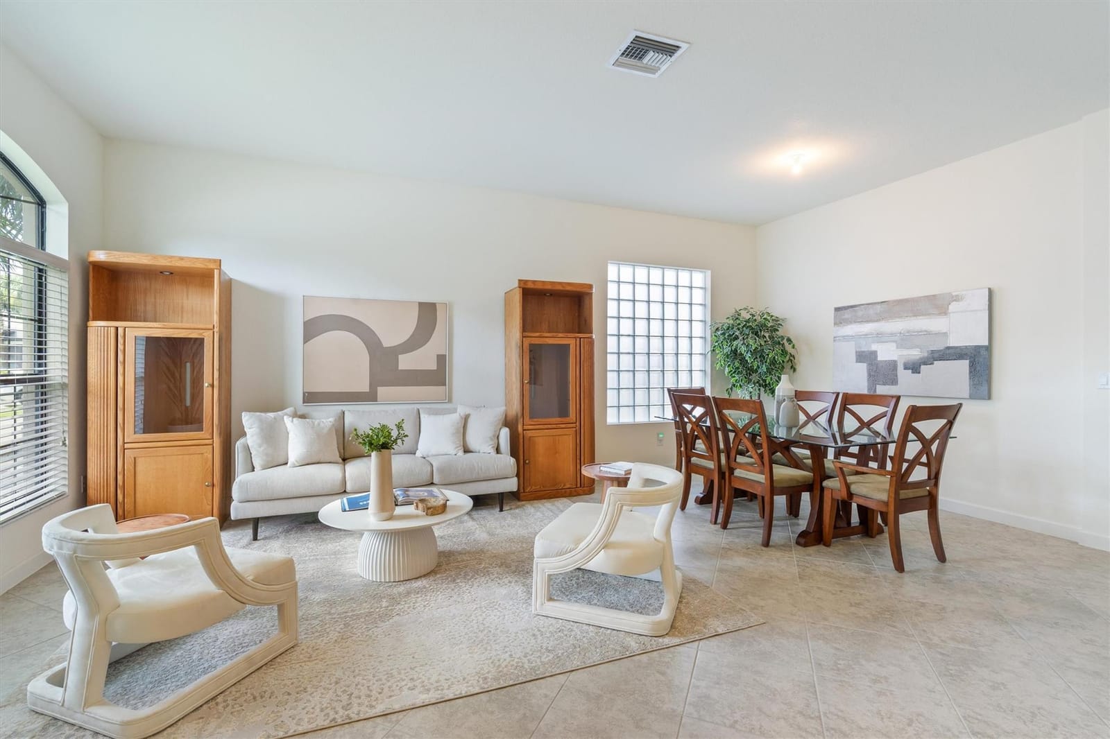 5607 Sandbirch Way — photo 3