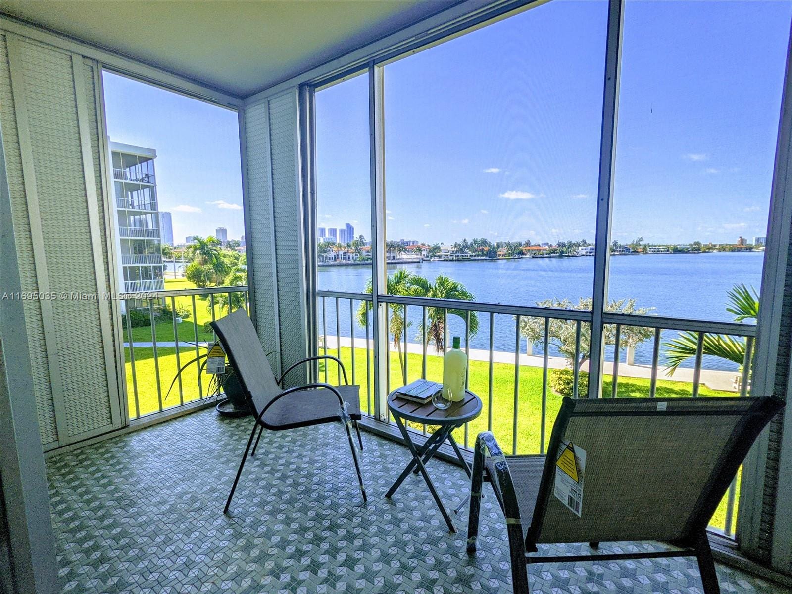 3020 Marcos Drive S311, Aventura, FL 33160