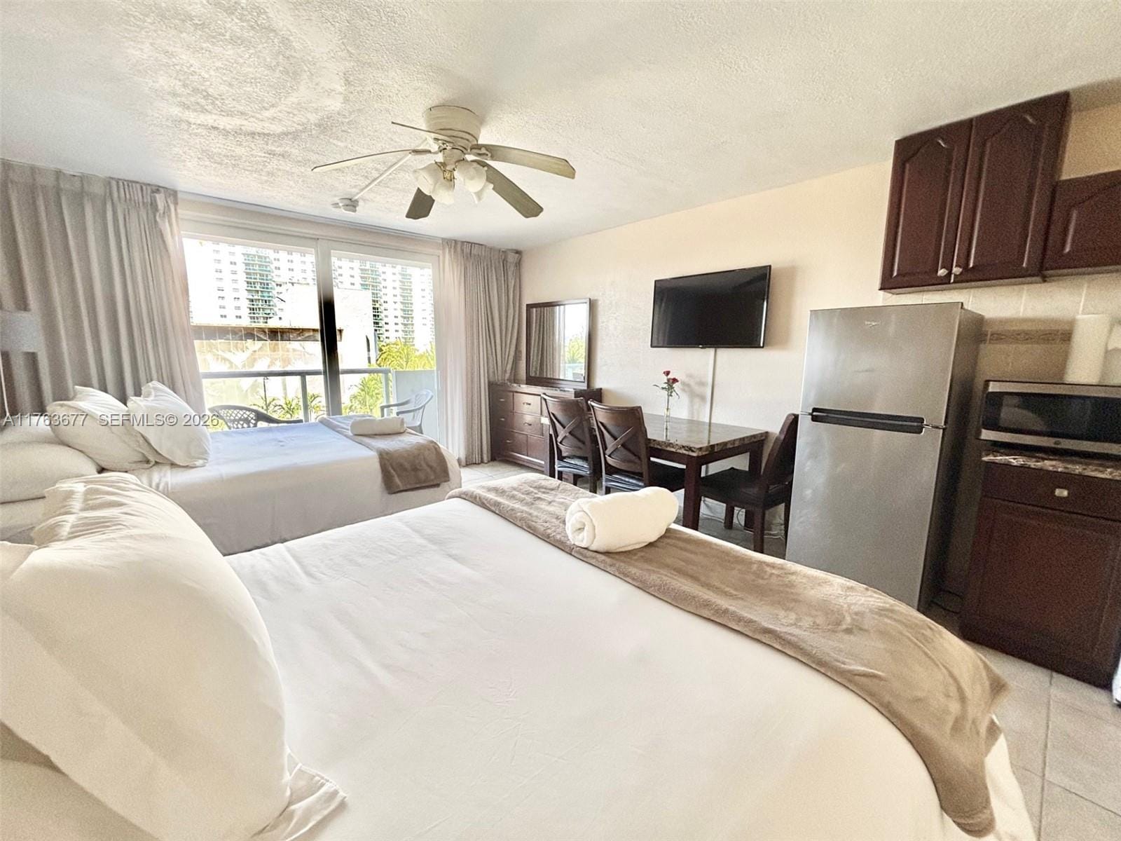 19201 Collins Avenue 338 — photo 7