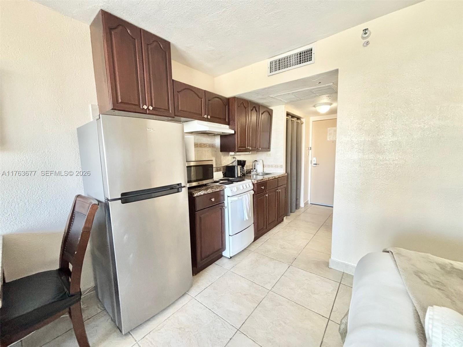 19201 Collins Avenue 338 — photo 10