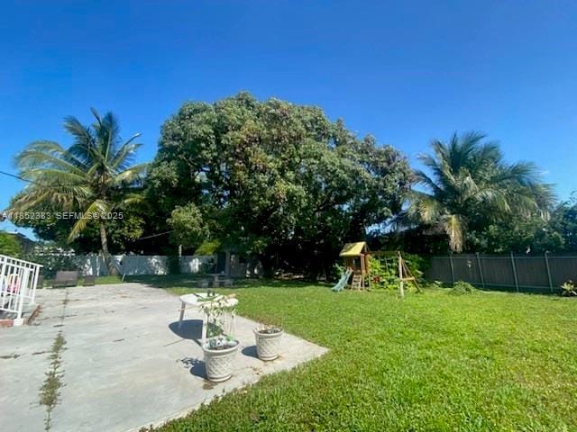 390 W 51st Street, Hialeah, FL 33012 photo 4