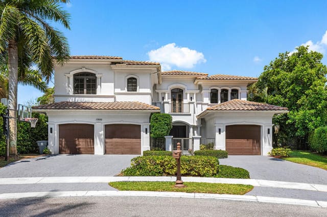 17895 Cadena Drive, Boca Raton, FL 33496