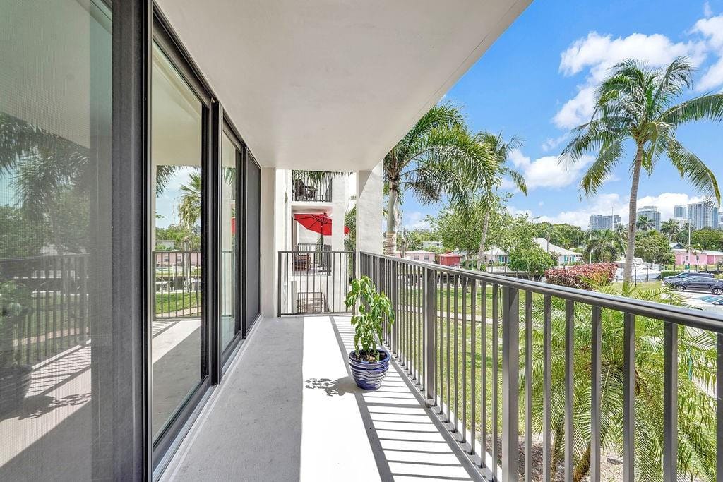 1101 River Reach Drive 206, Fort Lauderdale, FL 33315 photo 24
