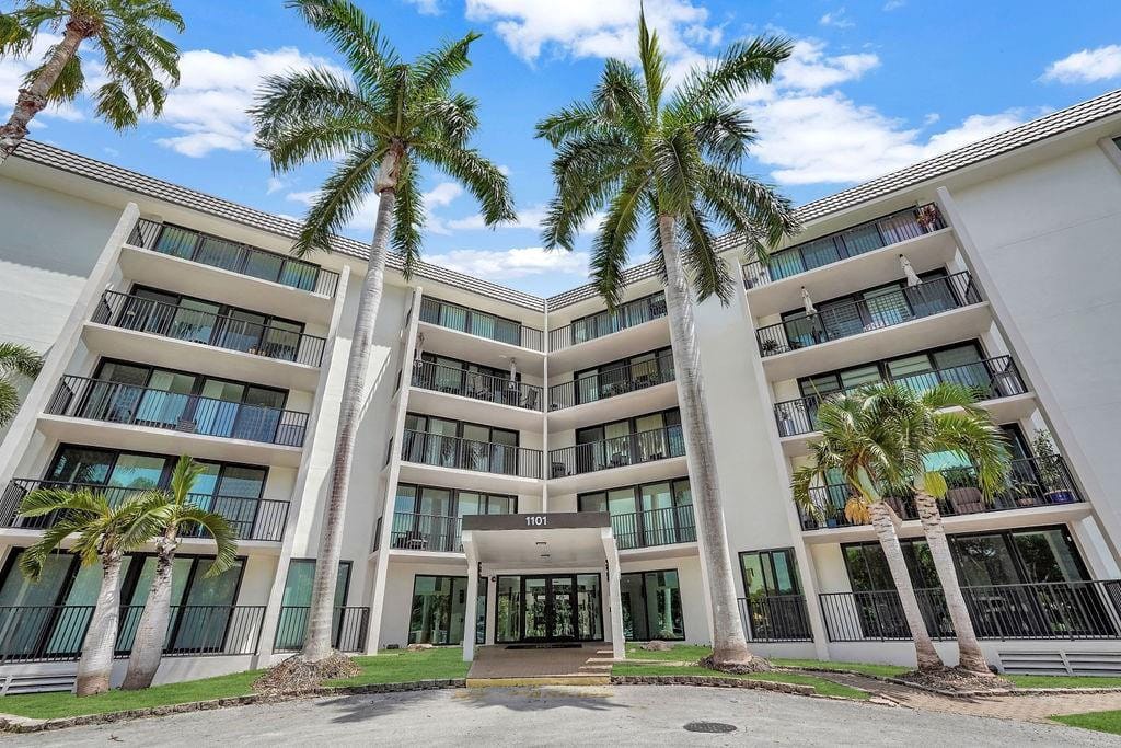 1101 River Reach Drive 206, Fort Lauderdale, FL 33315 photo 30
