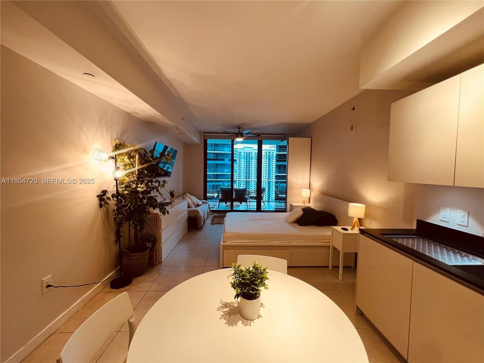 1010 Brickell Avenue 2710, Miami, FL 33131 photo 4