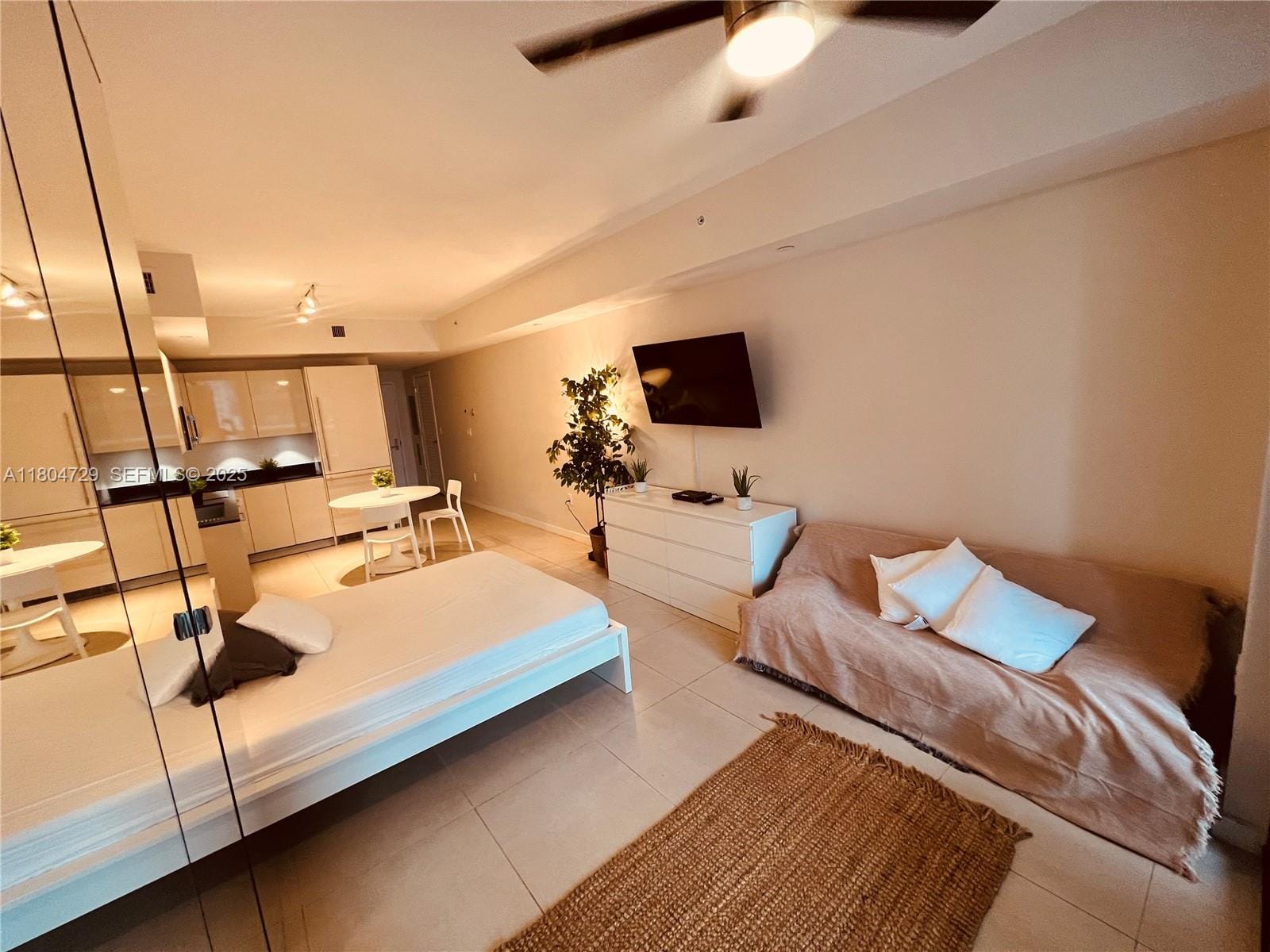 1010 Brickell Avenue 2710, Miami, FL 33131 photo 9