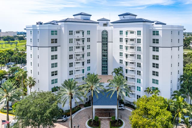 550 SE Mizner Boulevard B-707, Boca Raton, FL 33432