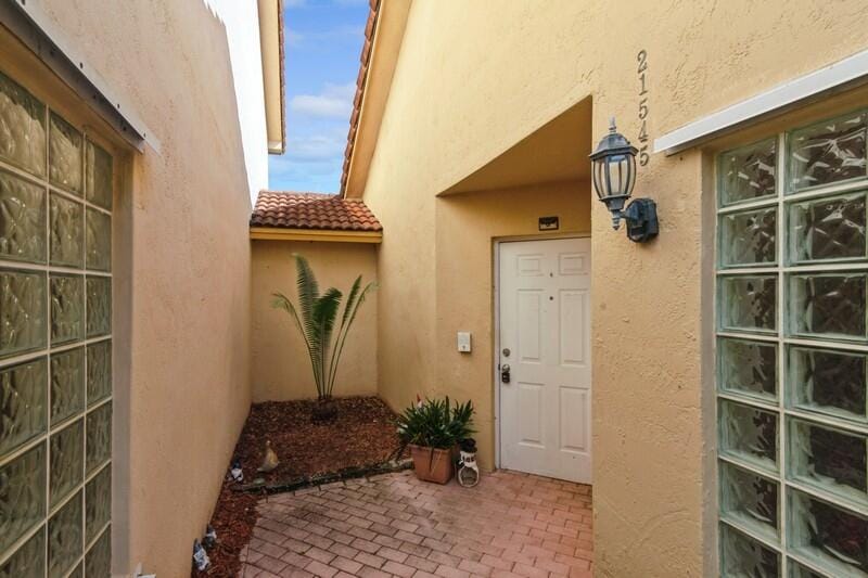 21545 SW 87 Court — photo 5