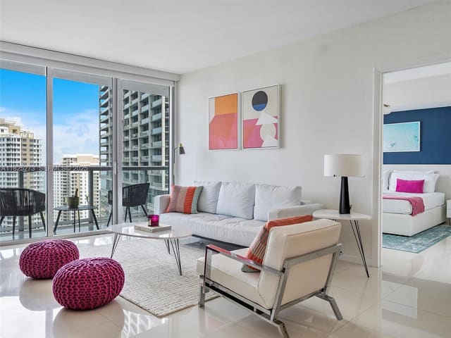 485 Brickell Avenue 2501, Miami, FL 33131