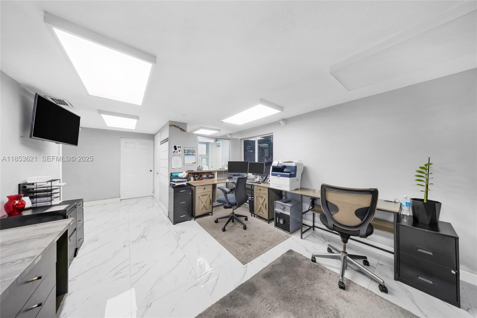 2696 W 3rd Avenue, Hialeah, FL 33010 photo 4