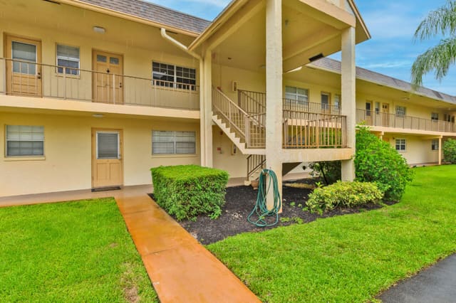 3001 W Linton Boulevard 206c, sold in Lakeview Greens, Delray Beach, FL
