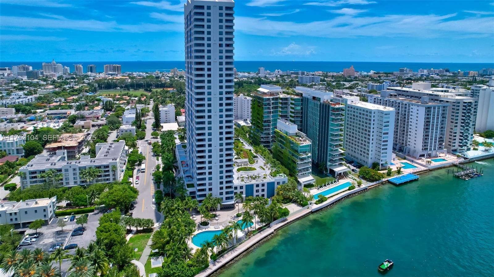 1330 West Avenue 909, Miami Beach, FL 33139 photo 20