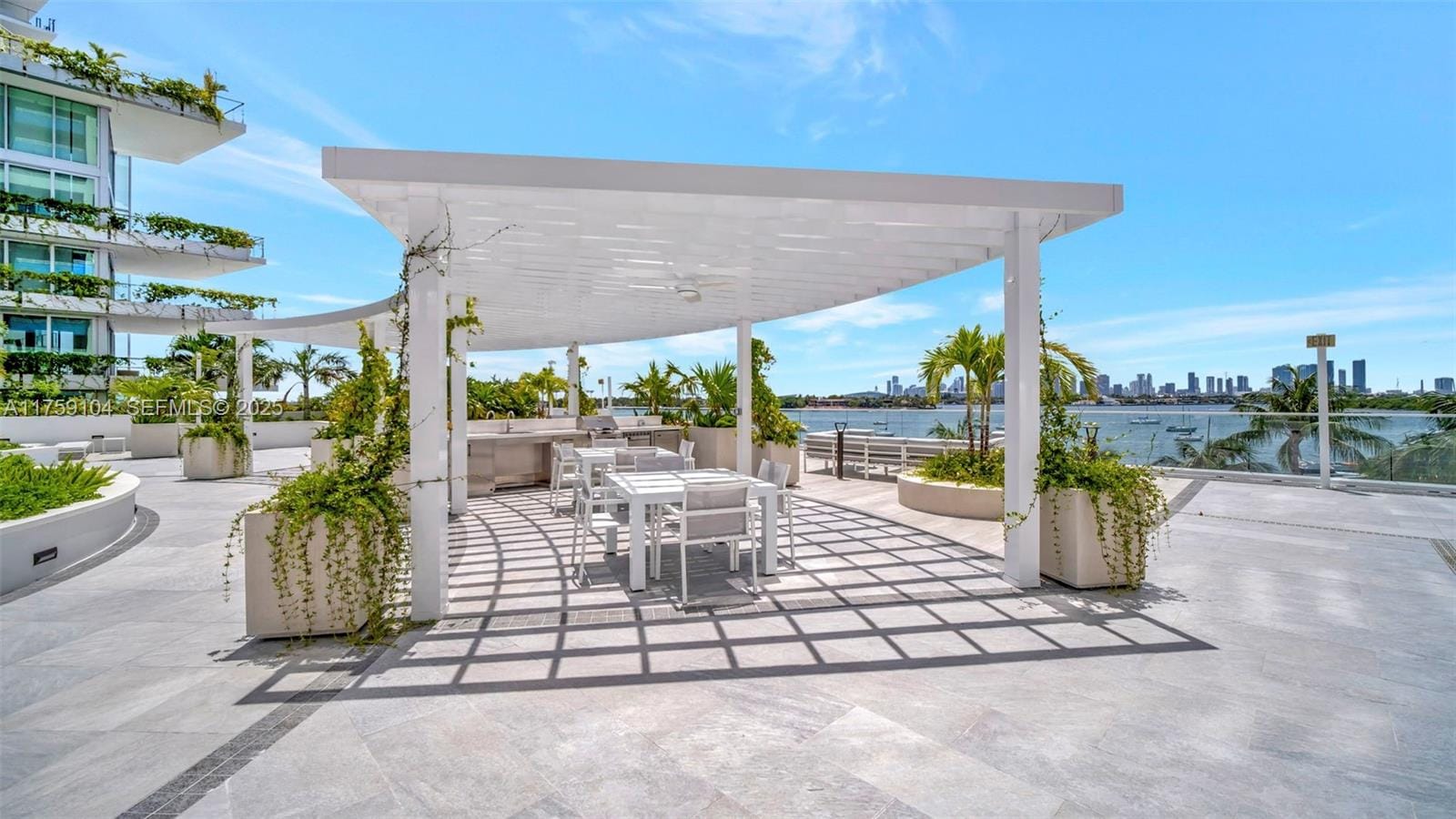 1330 West Avenue 909, Miami Beach, FL 33139 photo 26