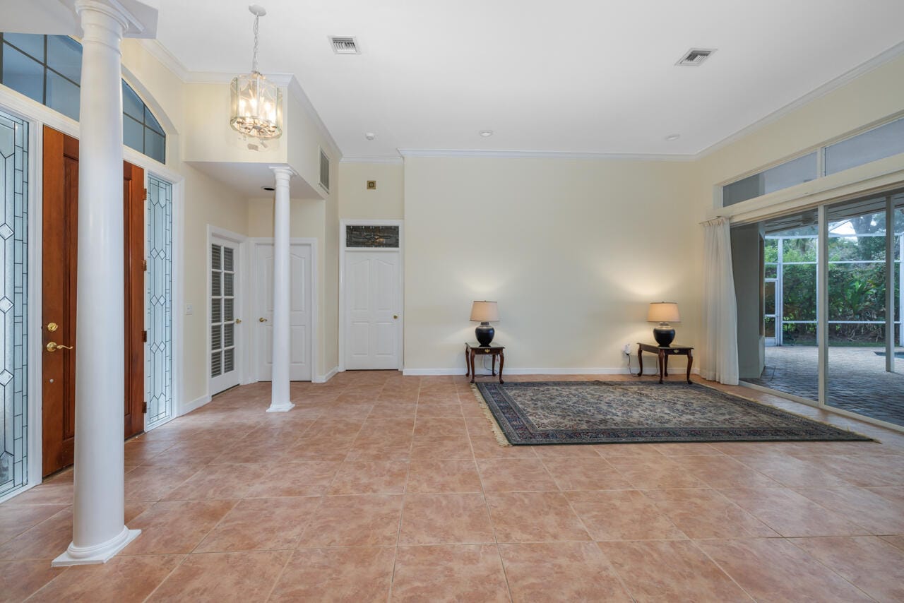 8120 SE Windjammer Way, Hobe Sound, FL 33455 photo 4