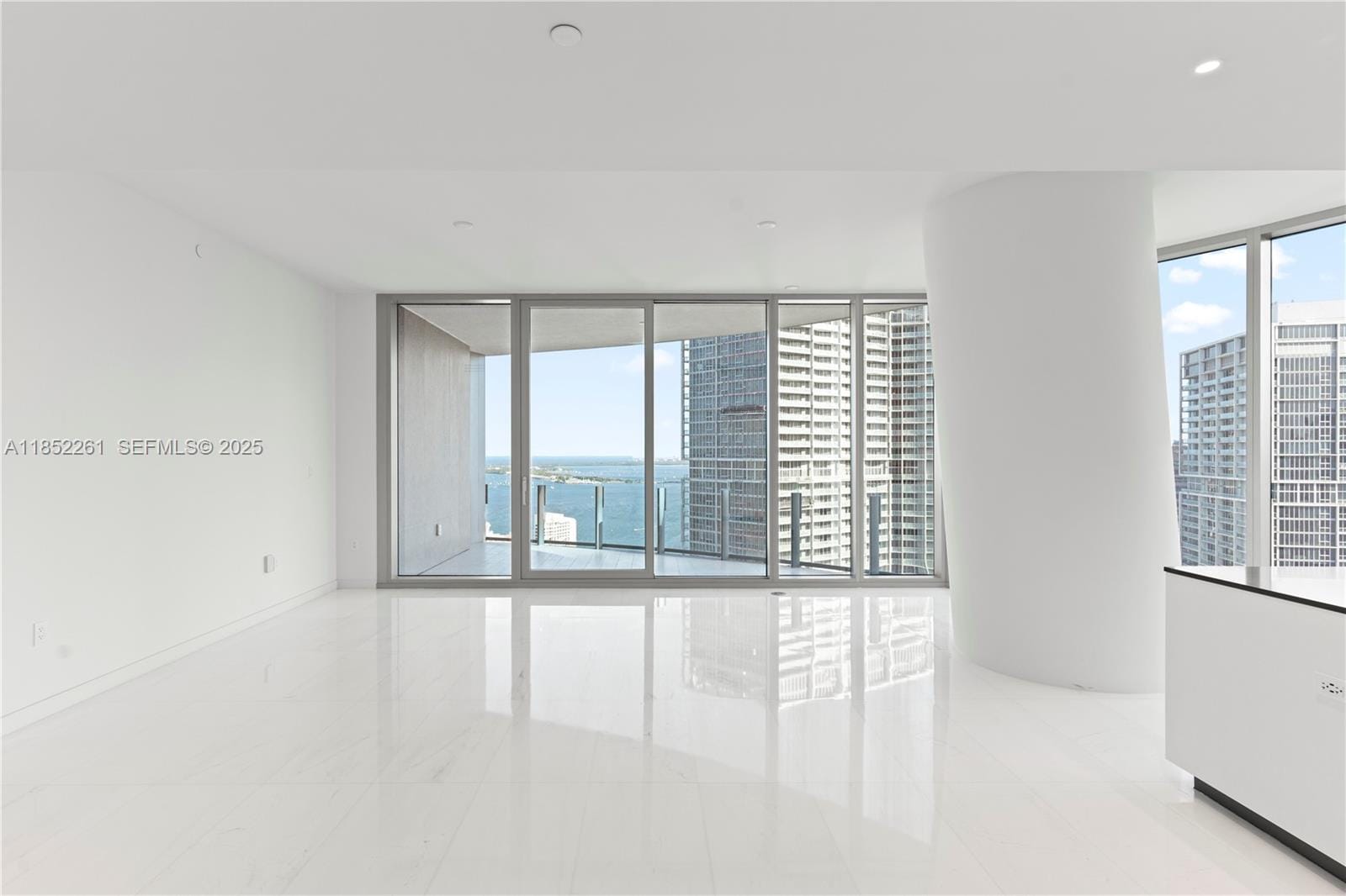 300 Biscayne Blvd Way 4007, Miami, FL 33130 photo 19