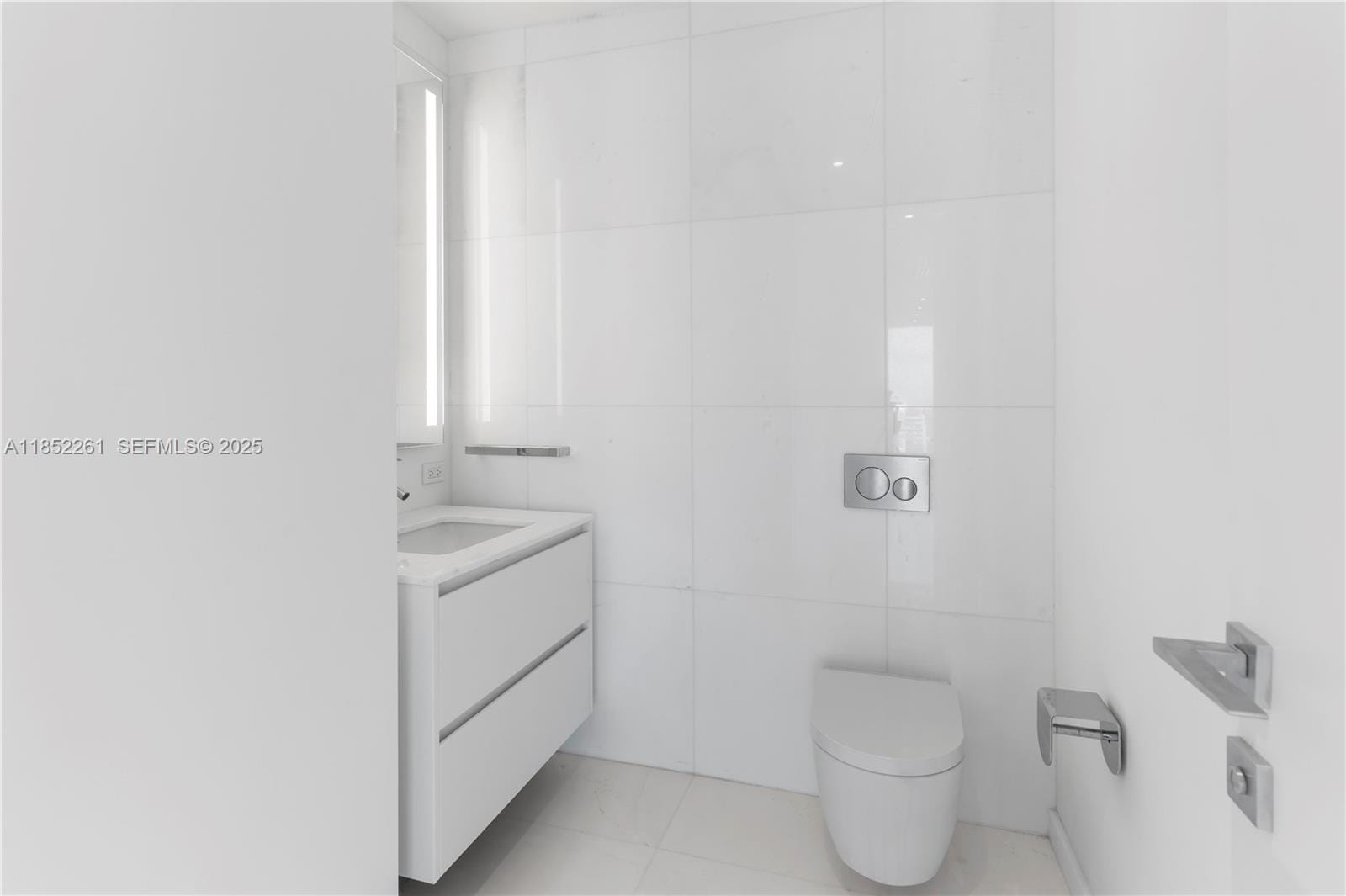300 Biscayne Blvd Way 4007, Miami, FL 33130 photo 20