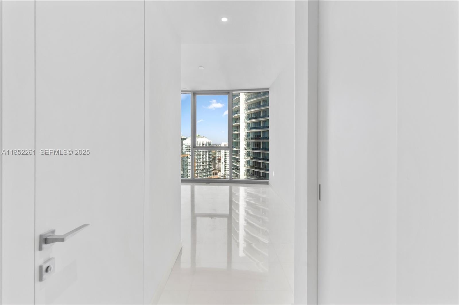 300 Biscayne Blvd Way 4007, Miami, FL 33130 photo 27