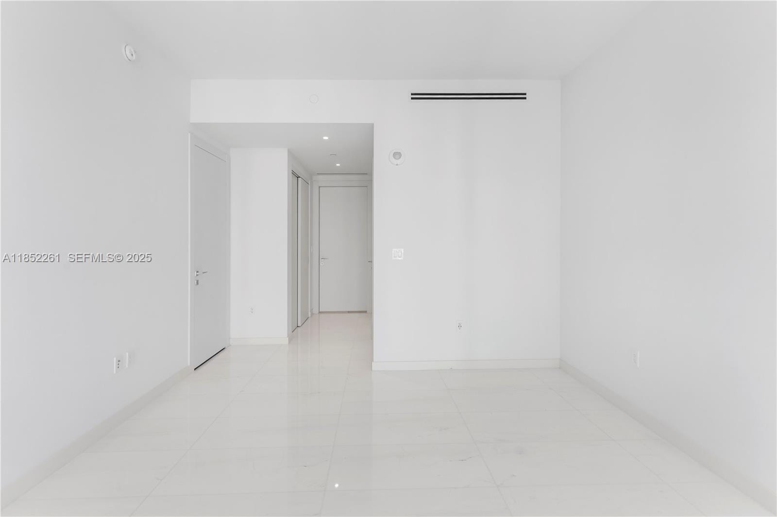300 Biscayne Blvd Way 4007, Miami, FL 33130 photo 28