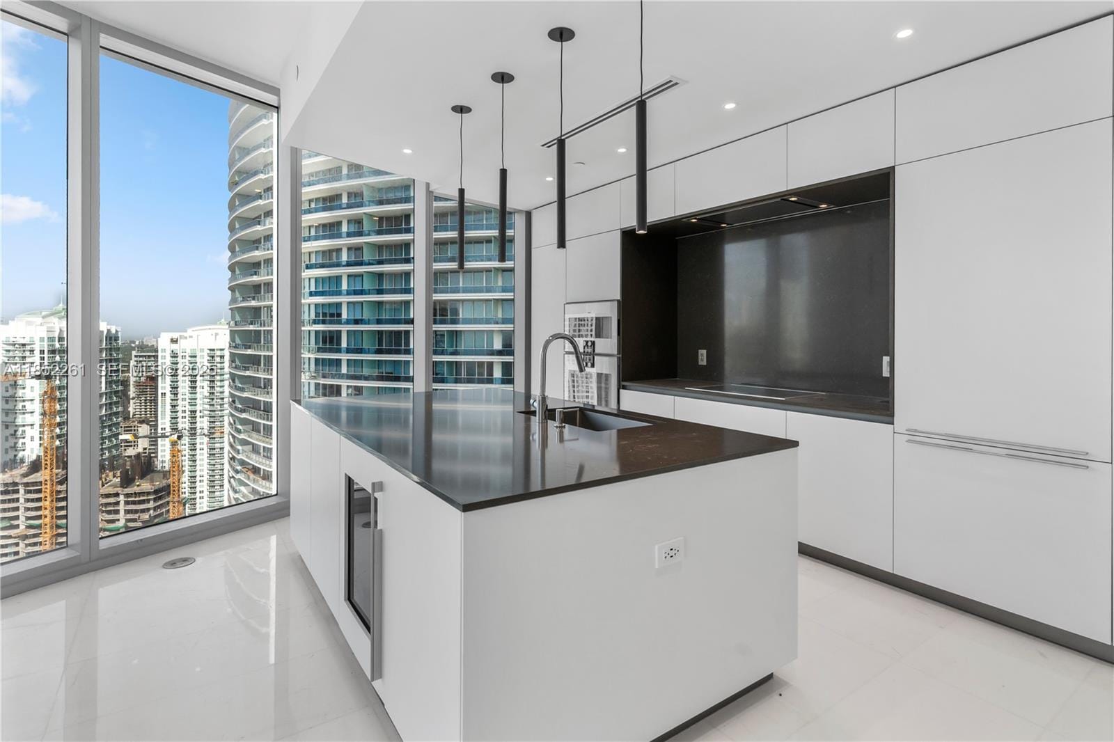 300 Biscayne Blvd Way 4007, Miami, FL 33130 photo 10