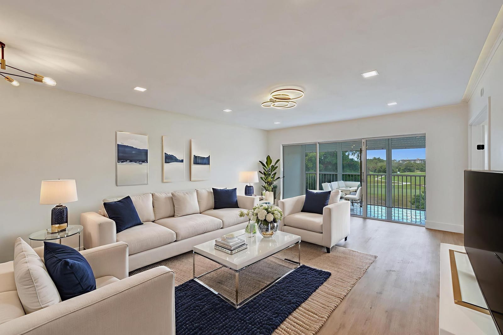3300 N Palm Aire Drive 401 — photo 2