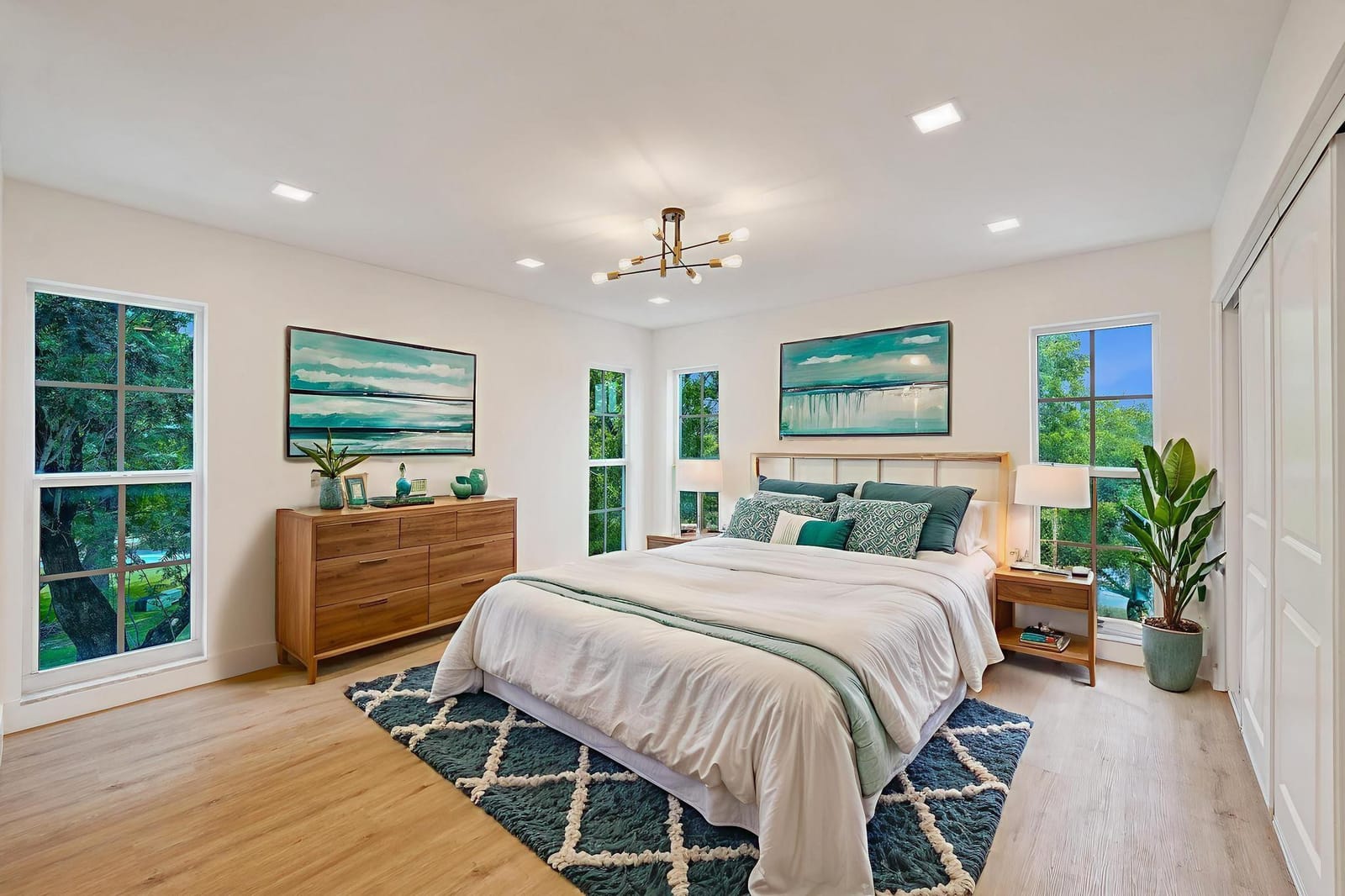3300 N Palm Aire Drive 401 — photo 4