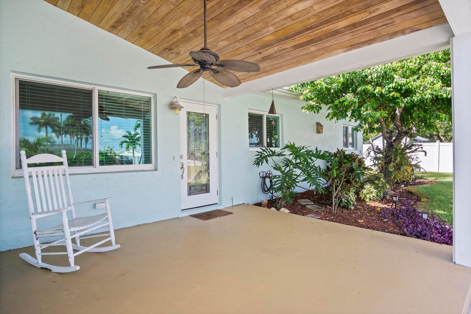 195 SW Cabana Point Circle, Stuart, FL 34994 photo 3