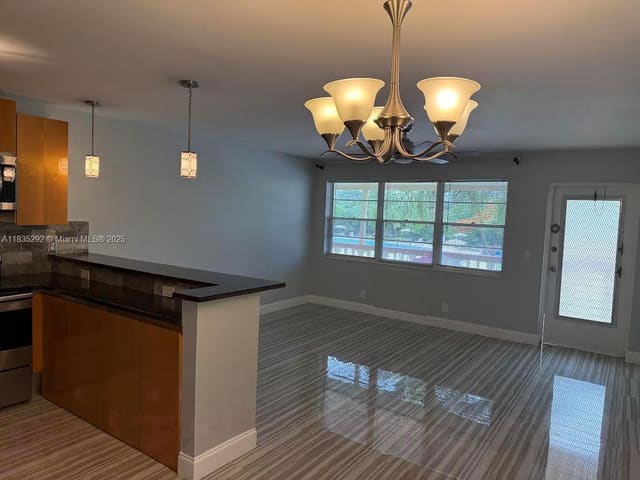 306 Camden M 306, West Palm Beach, FL 33417