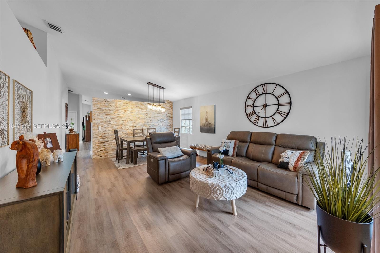 14682 Vista Luna Drive — photo 4