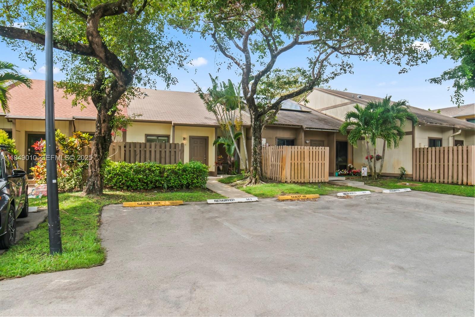 3 bedroom home for sale at 460 211th, Miami, FL 33179 — $450,000