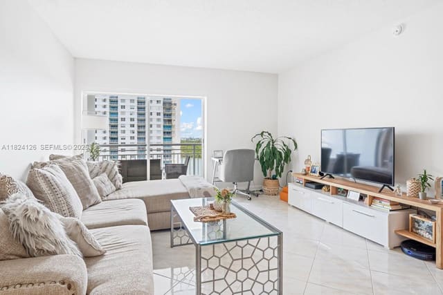 400 Kings Point Drive 1222, Sunny Isles Beach, FL 33160