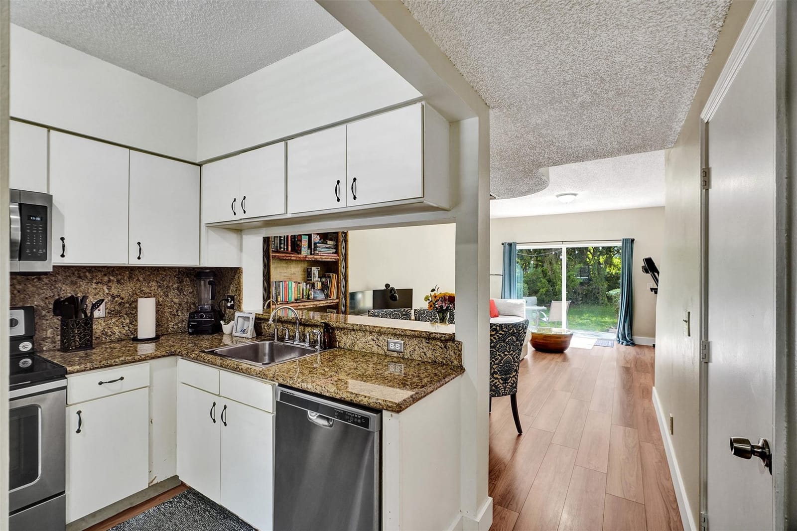156 SW 96th Avenue 25-3, Plantation, FL 33324 photo 4