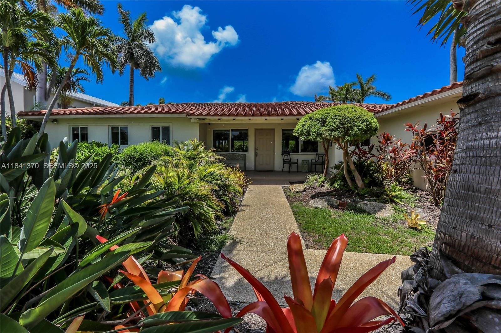742 Harrison Street, Hollywood, FL 33019 photo 2