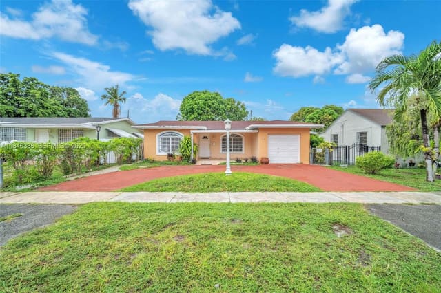 420 SE 3rd Street, sold in East Hialeah, Hialeah, FL