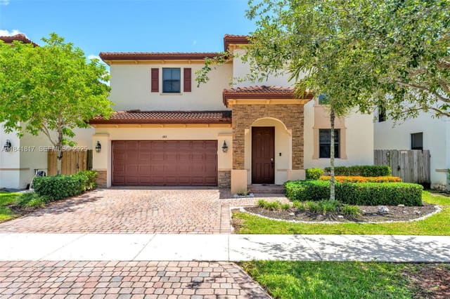 643 SE 37th Terrace, sold in Baywinds Of Abaco, Homestead, FL