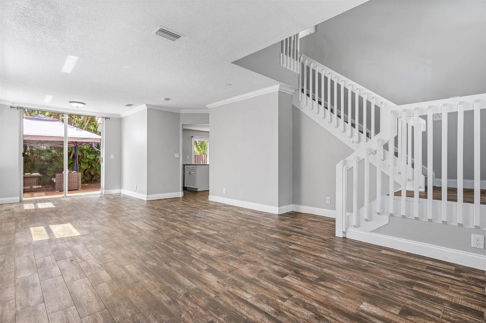 10814 NW 12th Drive, Plantation, FL 33322 photo 3