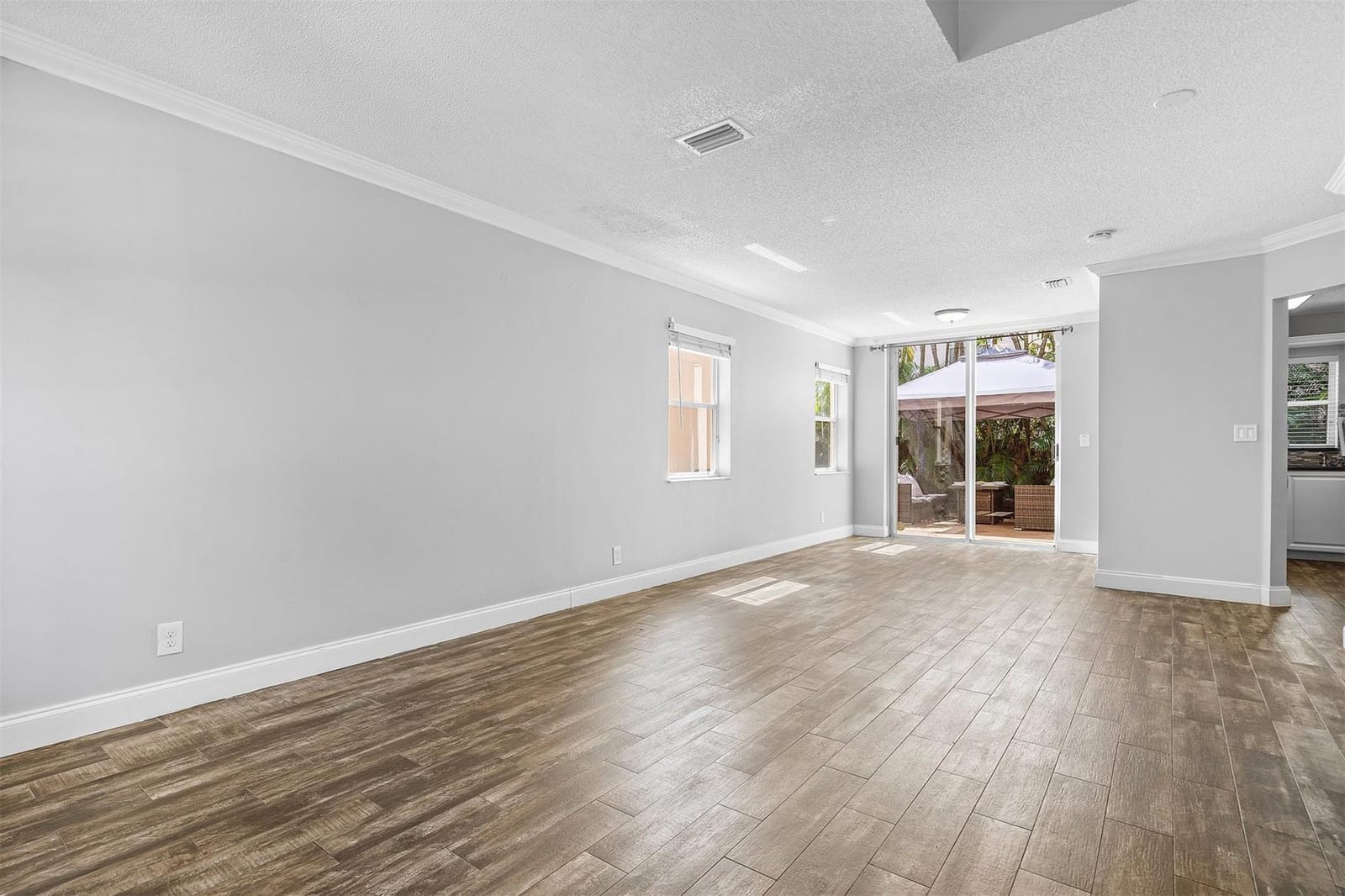 10814 NW 12th Drive, Plantation, FL 33322 photo 10