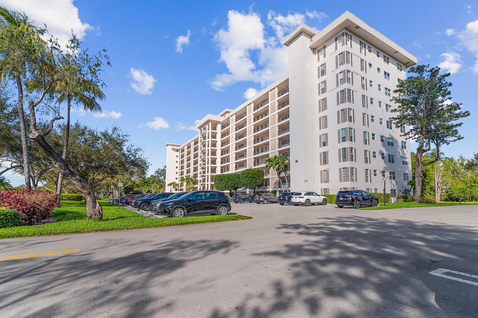 3250 N Palm Aire Drive 904, Pompano Beach, FL 33069 photo 13
